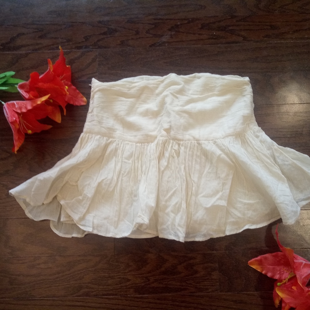 Creme Old Navy Mini Skirt